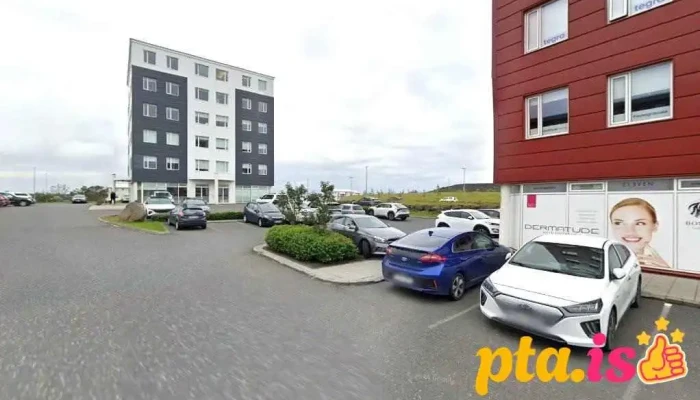 Yellow - 201 Kópavogur